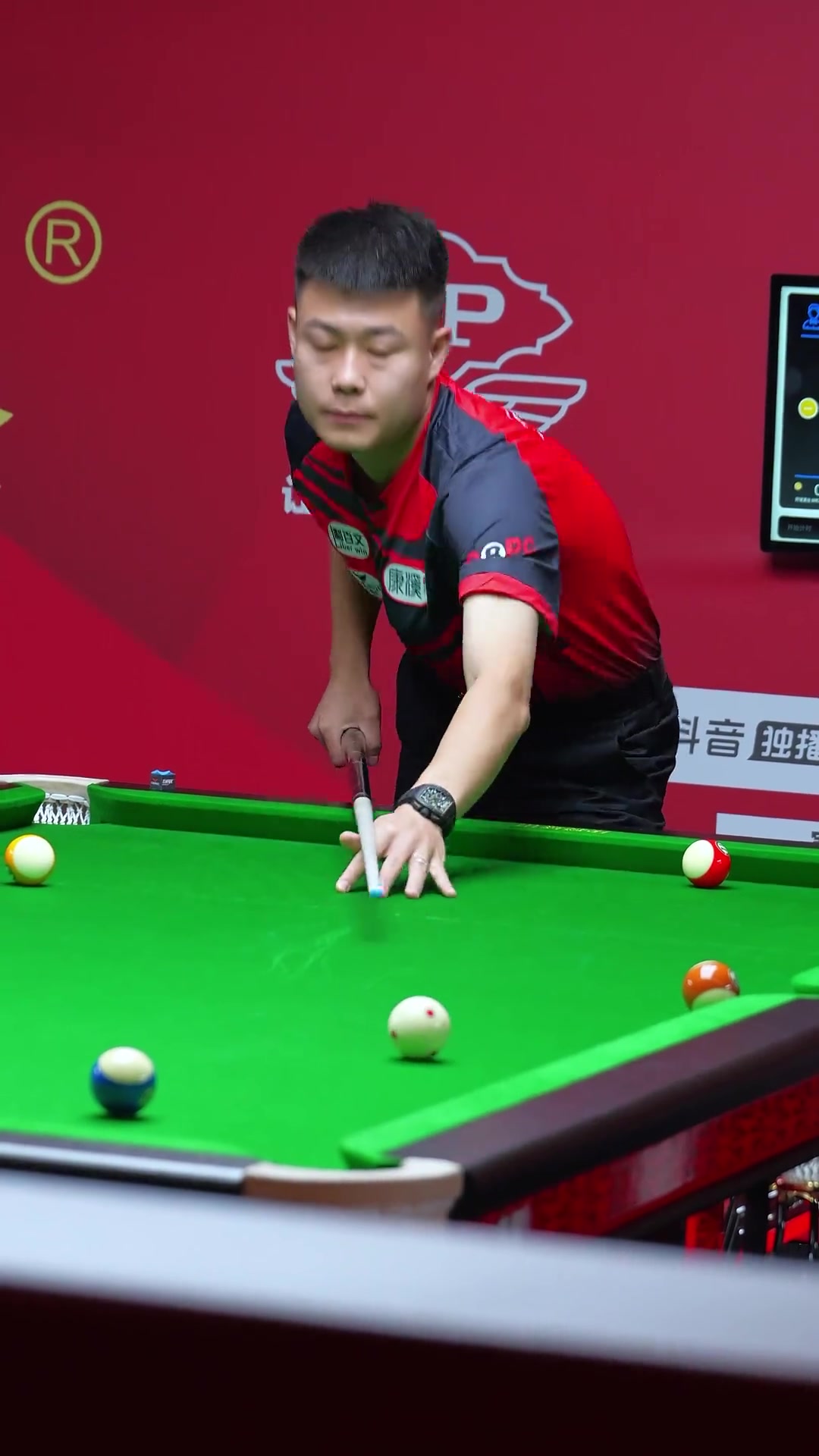 而作为全球 而作为全球