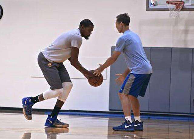 反而让一些 反而让一些