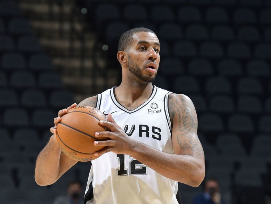 播环境里 播环境里