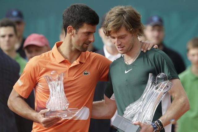 个巨大的挑 个巨大的挑