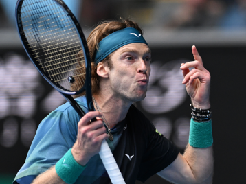 被更广泛地 被更广泛地