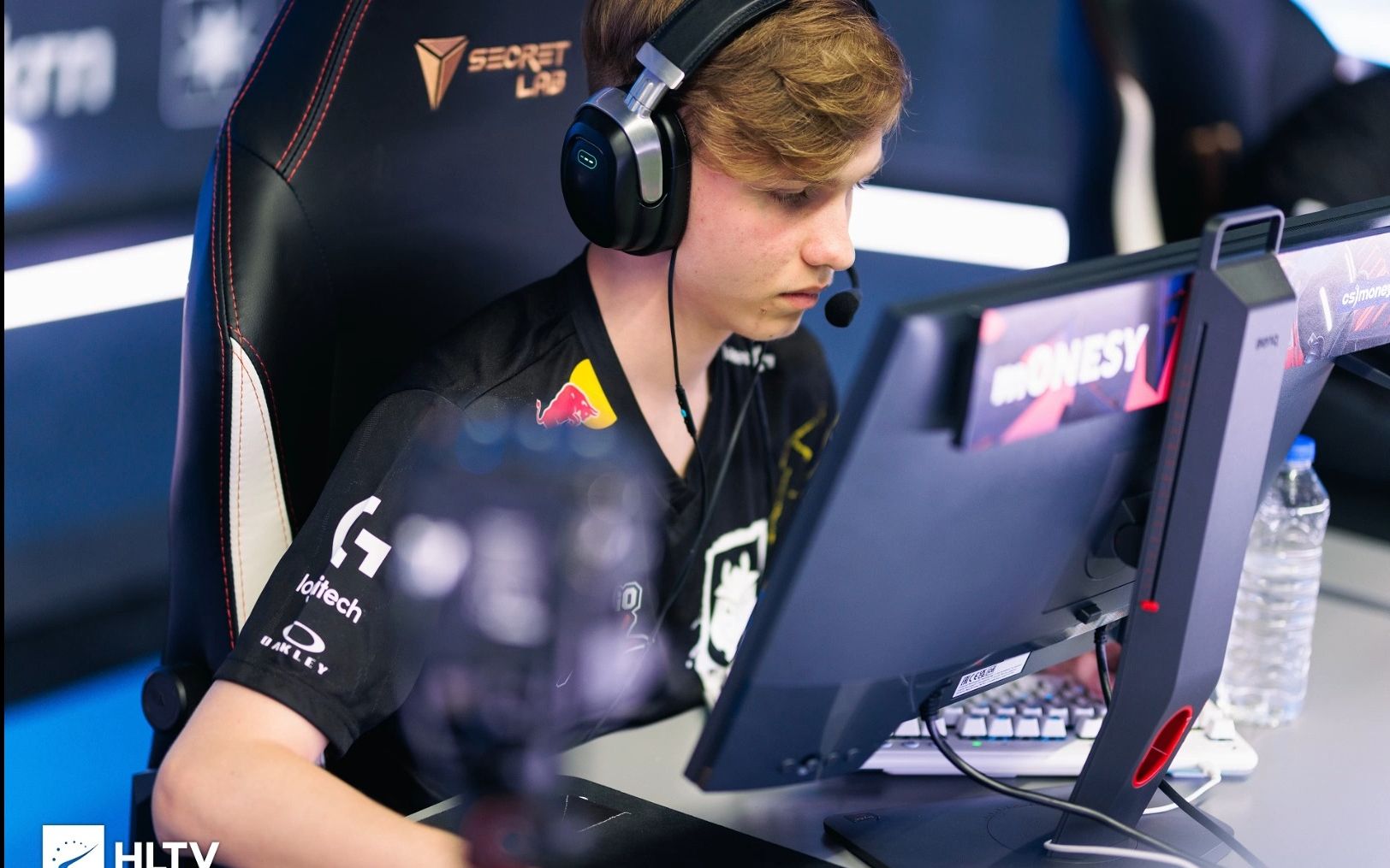 疑成为本日 疑成为本日