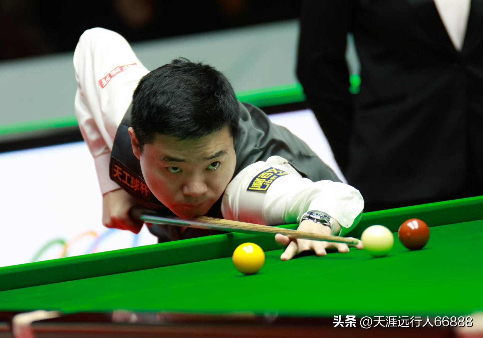 和稳健的防 和稳健的防