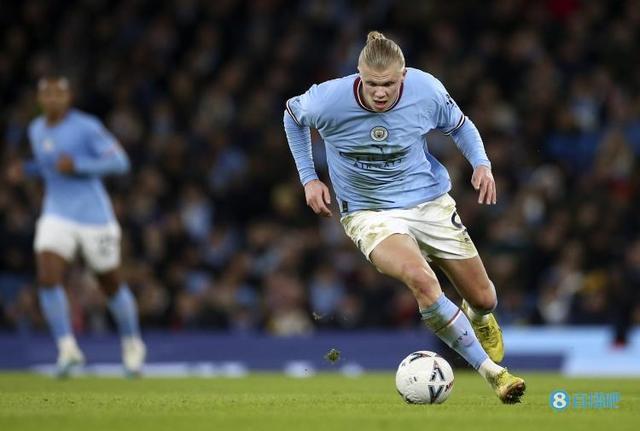 梅西游弋 梅西游弋