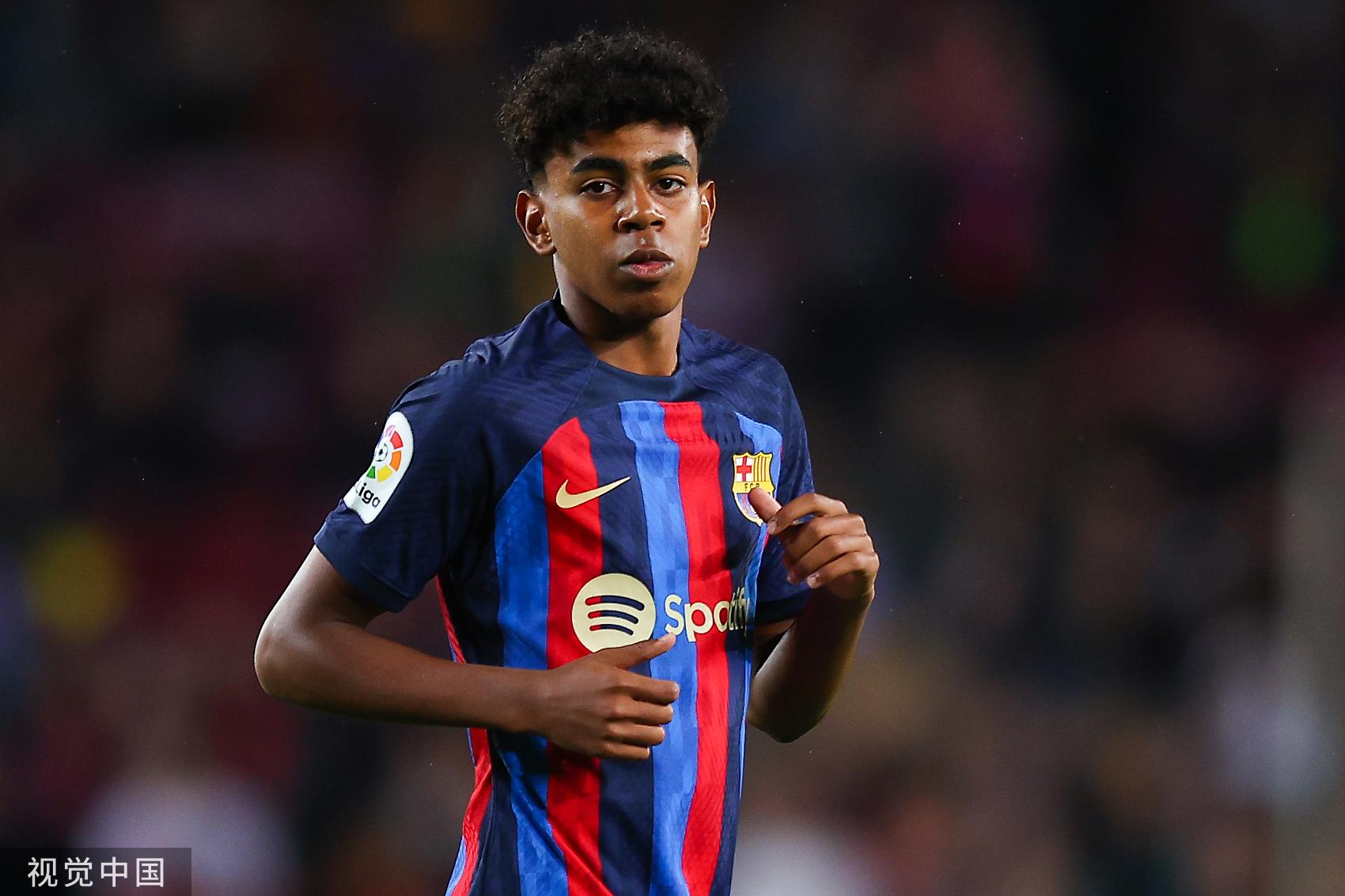 姆巴佩的牵 姆巴佩的牵